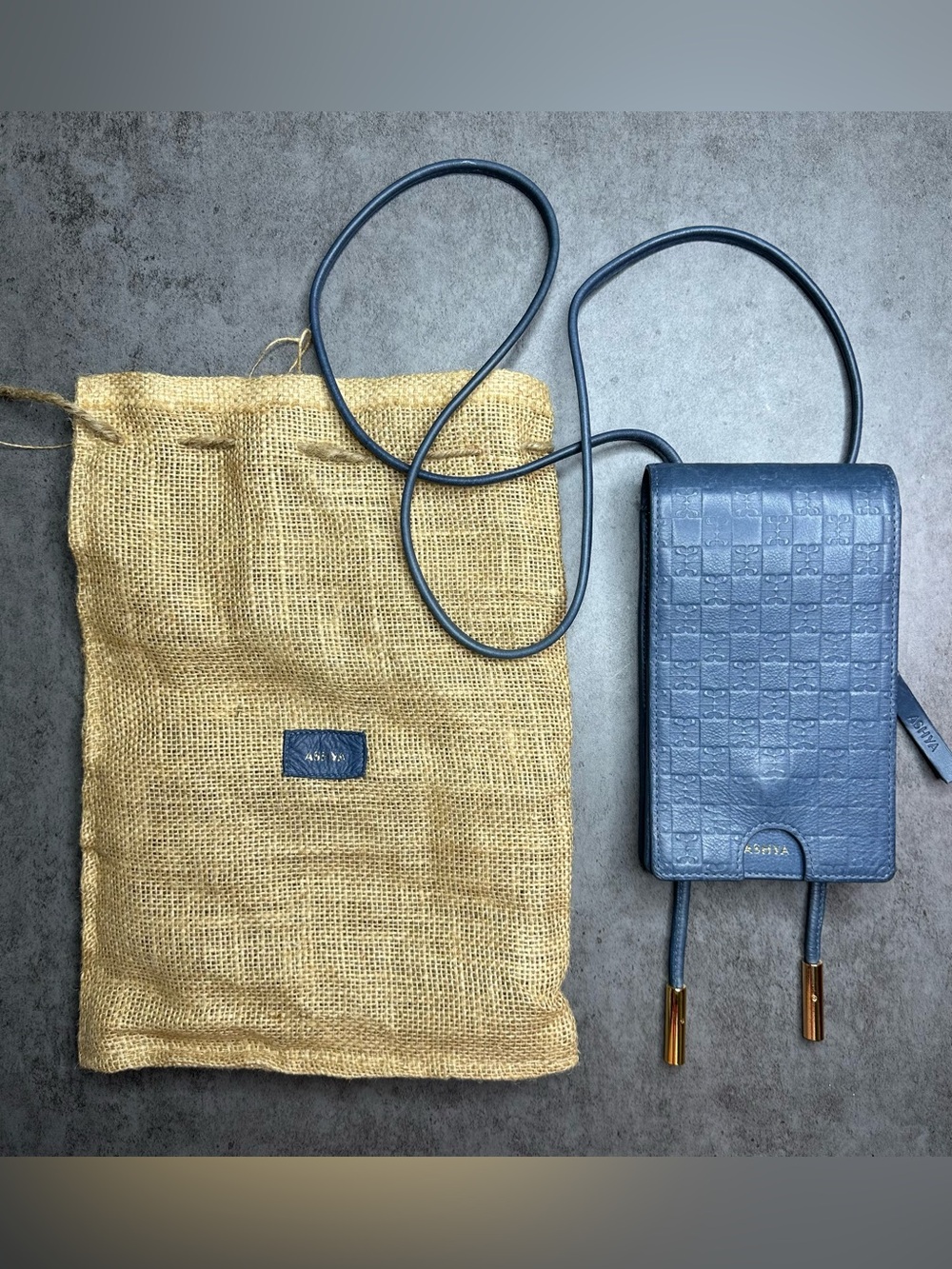 ASHYA
Heritage Checker Bolo Bag | Trilogy